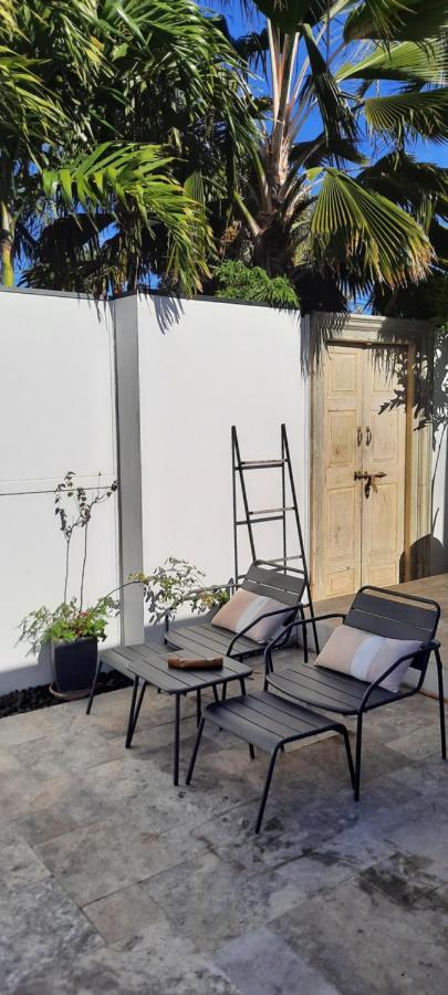 O Pationato Apartment Saint-Louis Bagian luar foto